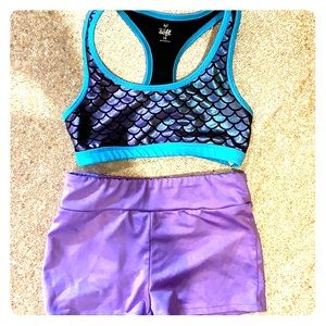 Girls active wear outfit